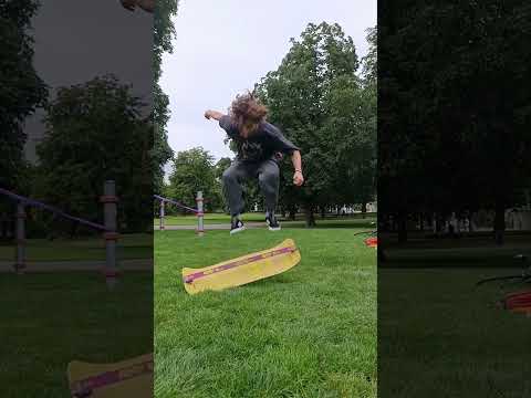 Trick Video - Kick Flip
